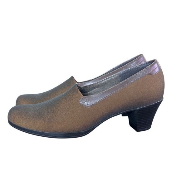 Munro American Brown Stretch Fabric Slip On Heels Size 8 1/2 M - Picture 1 of 9
